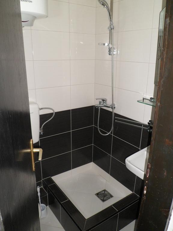 Milocer Apartment Sveti Stefan Ngoại thất bức ảnh