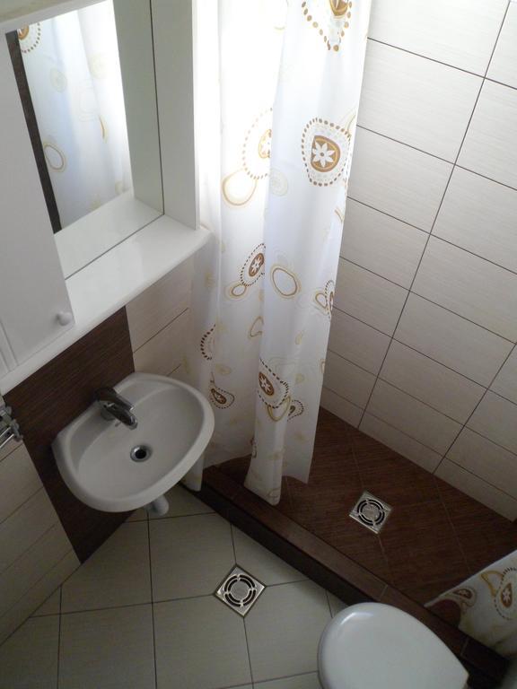 Milocer Apartment Sveti Stefan Ngoại thất bức ảnh